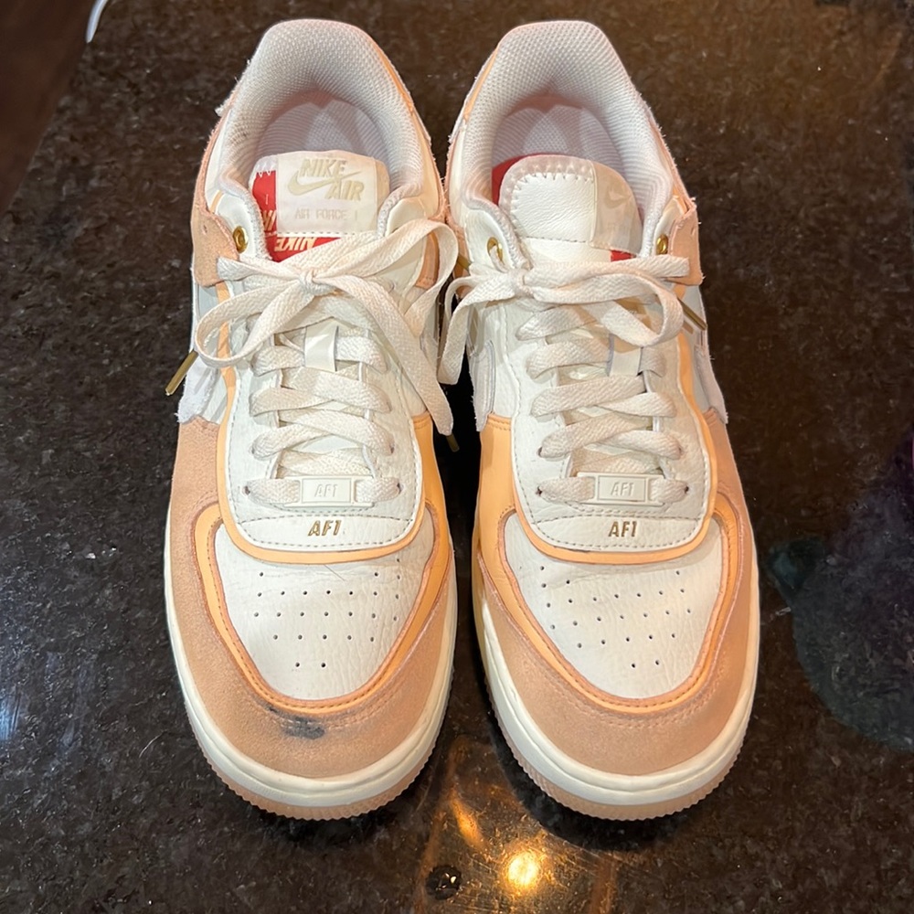 Nike Air Force 1